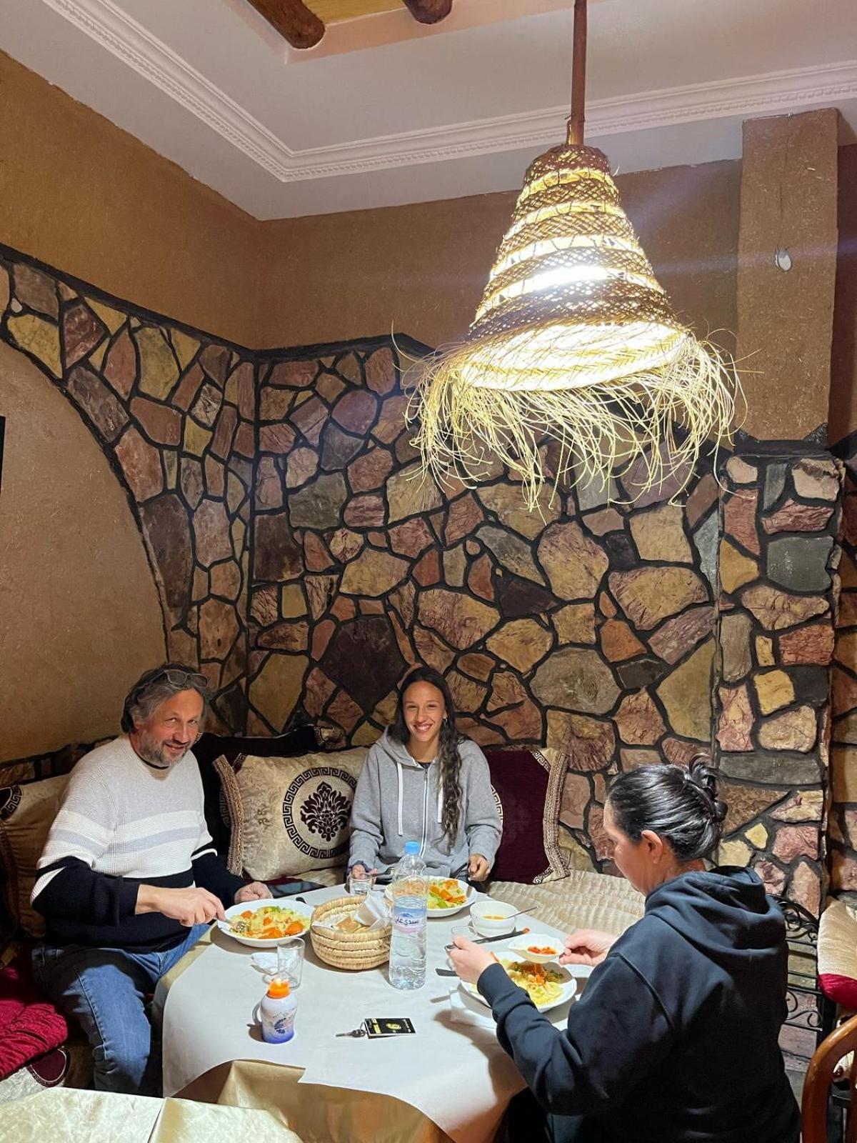 Hotel Restaurant Ali Мидельт Экстерьер фото